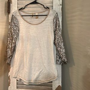 White BKE top with sequins sleeves